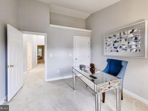 8026 Kidwell Town Court, Vienna VA 22182
