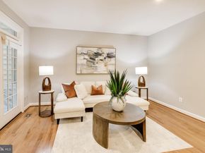 8026 Kidwell Town Court, Vienna VA 22182