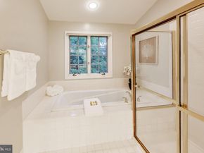 8026 Kidwell Town Court, Vienna VA 22182
