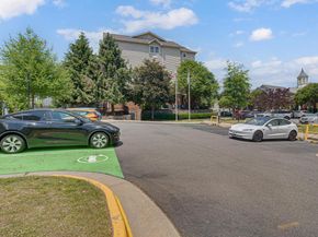 1530 Spring Gate Drive 9113, Mclean VA 22102