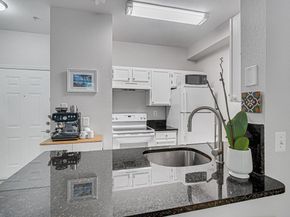 1530 Spring Gate Drive 9113, Mclean VA 22102