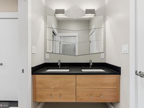 1408 N Powhatan Street N, Arlington VA 22205