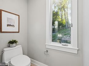 1408 N Powhatan Street N, Arlington VA 22205