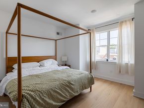 726 S Chadwick Street, Philadelphia PA 19146