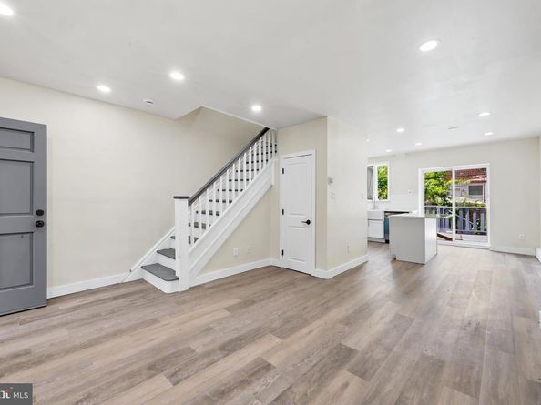 2606 S 61st Street, Philadelphia PA 19142