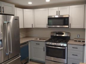 8 Blakiston Lane, Philadelphia PA 19136