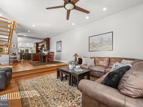303 Spruce Street, Philadelphia PA 19106