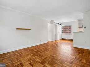 1702 W Abingdon Drive 201, Alexandria VA 22314