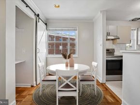 1702 W Abingdon Drive 201, Alexandria VA 22314