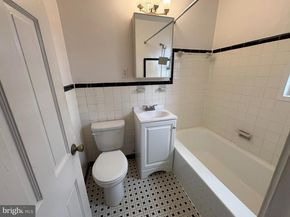 1702 W Abingdon Drive 201, Alexandria VA 22314