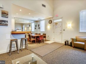 1702 W Abingdon Drive 201, Alexandria VA 22314