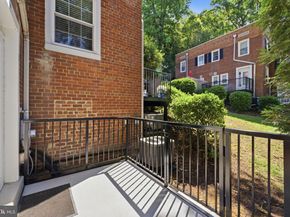 4892 28TH Street S, Arlington VA 22206