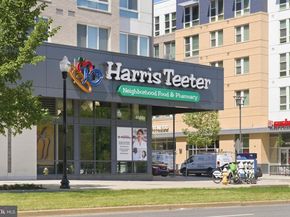 4892 28TH Street S, Arlington VA 22206