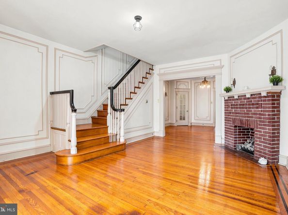 5330 N Sydenham Street, Philadelphia PA 19141