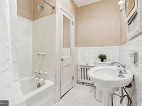 5330 N Sydenham Street, Philadelphia PA 19141