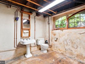 5330 N Sydenham Street, Philadelphia PA 19141