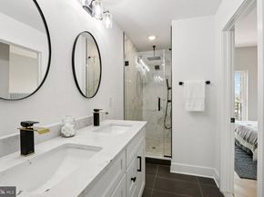 1814 E Moyamensing Avenue B, Philadelphia PA 19148