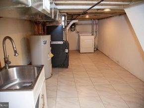 2548 N Lee Street, Philadelphia PA 19125