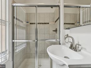 930 French Street, Philadelphia PA 19122