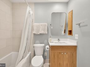 353 L Street SE, Washington DC 20003