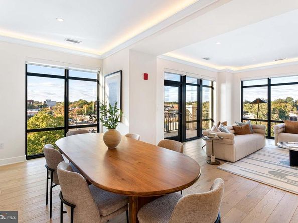 6718 Lowell Avenue 702, Mclean VA 22101