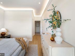 6718 Lowell Avenue 702, Mclean VA 22101