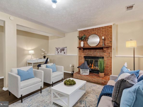 12819 Fantasia Drive, Herndon VA 20170