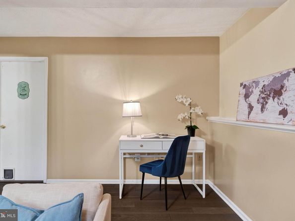 12819 Fantasia Drive, Herndon VA 20170