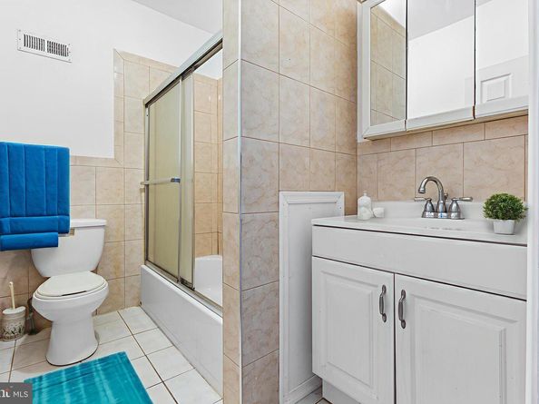 216 E Allegheny Avenue, Philadelphia PA 19134