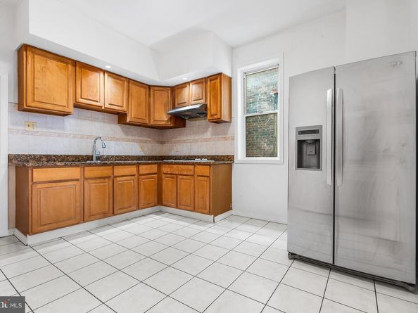 216 E Allegheny Avenue, Philadelphia PA 19134