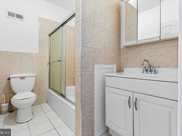 216 E Allegheny Avenue, Philadelphia PA 19134