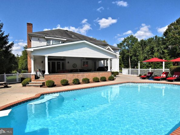 1536 Carlene Court, Langhorne PA 19047