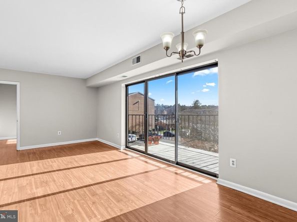 7616 Savannah Street 201, Falls Church VA 22043