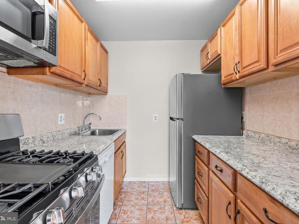 7616 Savannah Street 201, Falls Church VA 22043