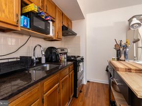 910 Mountain Street, Philadelphia PA 19148