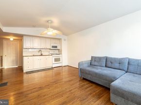 910 Mountain Street, Philadelphia PA 19148