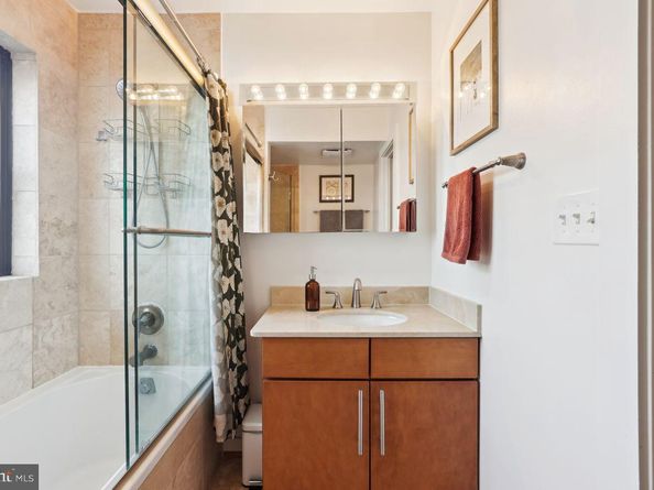 1520 Independence Avenue SE 202, Washington DC 20003