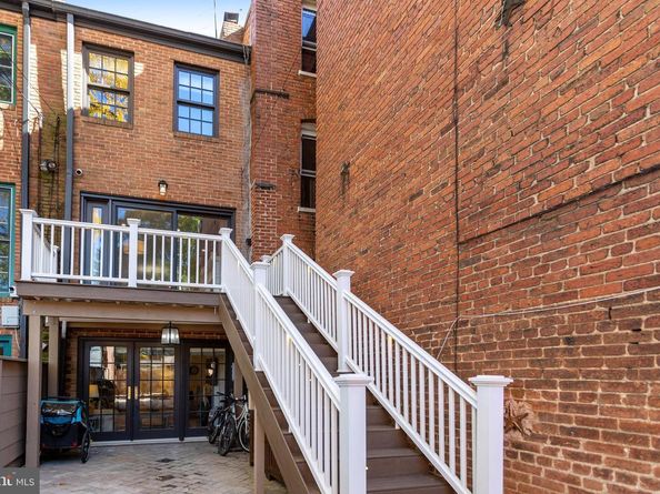 745 10TH Street SE, Washington DC 20003