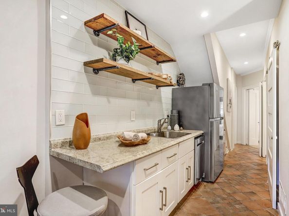 745 10TH Street SE, Washington DC 20003