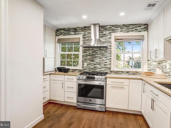 745 10TH Street SE, Washington DC 20003