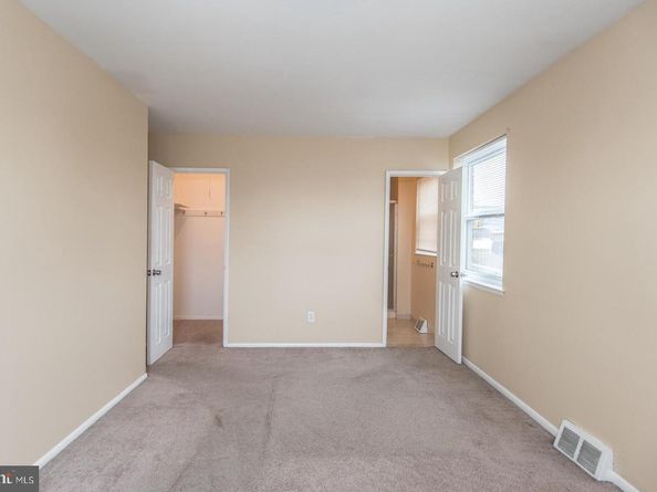 7631 Algon Avenue, Philadelphia PA 19111