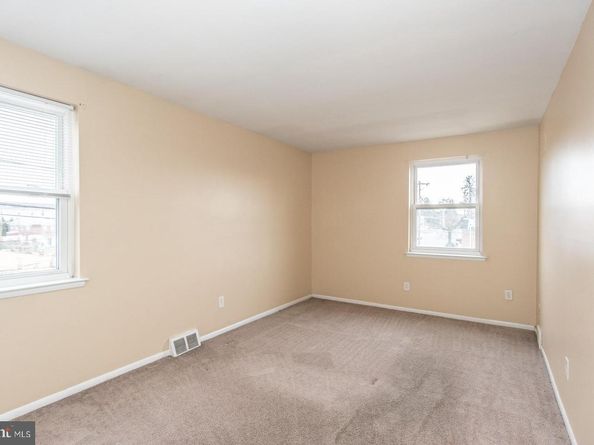 7631 Algon Avenue, Philadelphia PA 19111