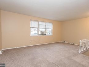 7631 Algon Avenue, Philadelphia PA 19111