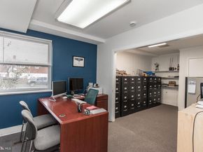 7631 Algon Avenue, Philadelphia PA 19111