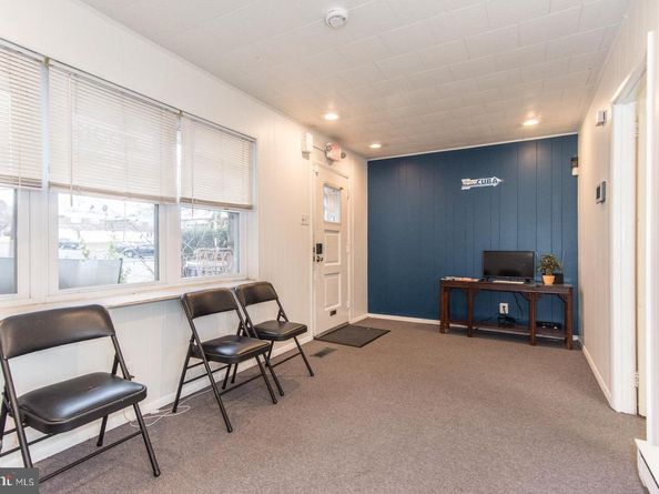 7631 Algon Avenue, Philadelphia PA 19111