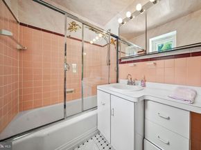 632 Foxcroft Road, Elkins Park PA 19027