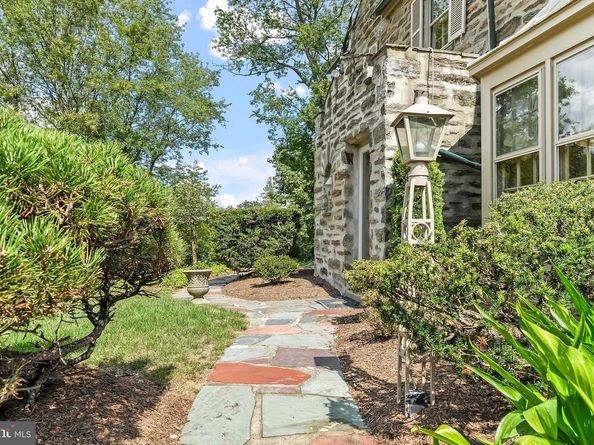 632 Foxcroft Road, Elkins Park PA 19027