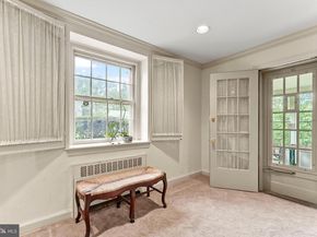 632 Foxcroft Road, Elkins Park PA 19027