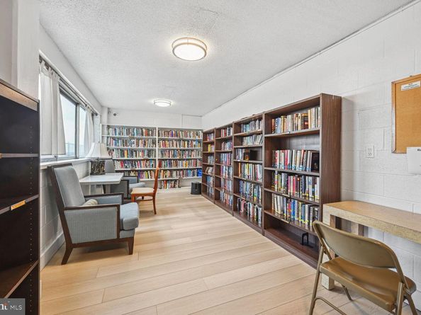 5500 Friendship Boulevard 1714N, Chevy Chase MD 20815