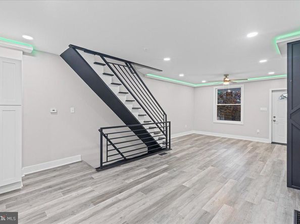 6629 Ross Street, Philadelphia PA 19119